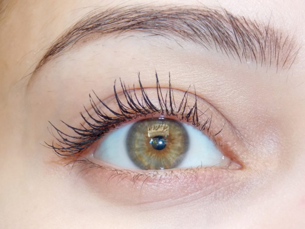 mascara-mini-mega-lashes-sante