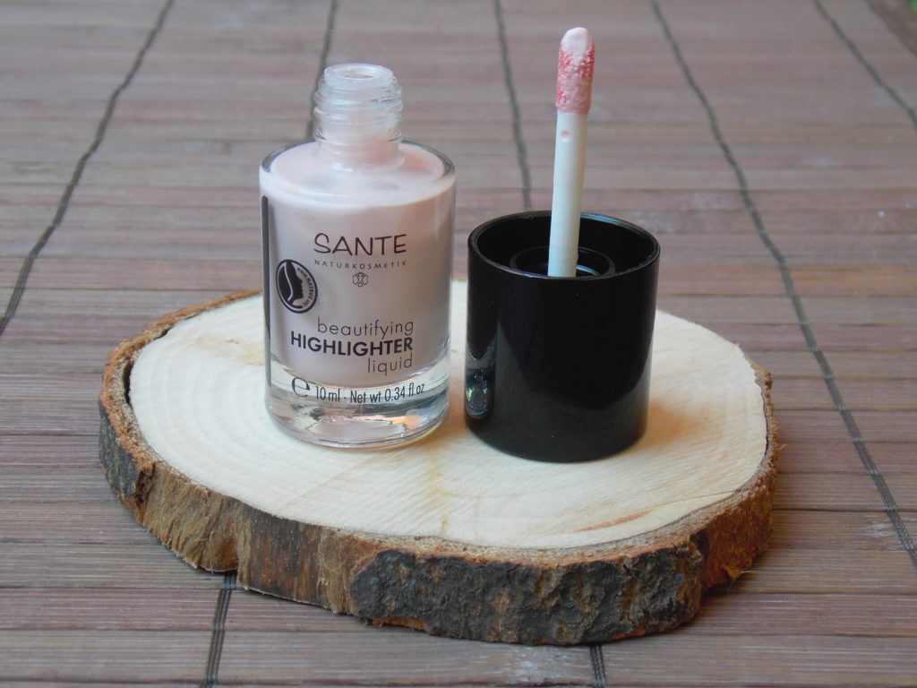 sante-beautifiying-highlighter-test
